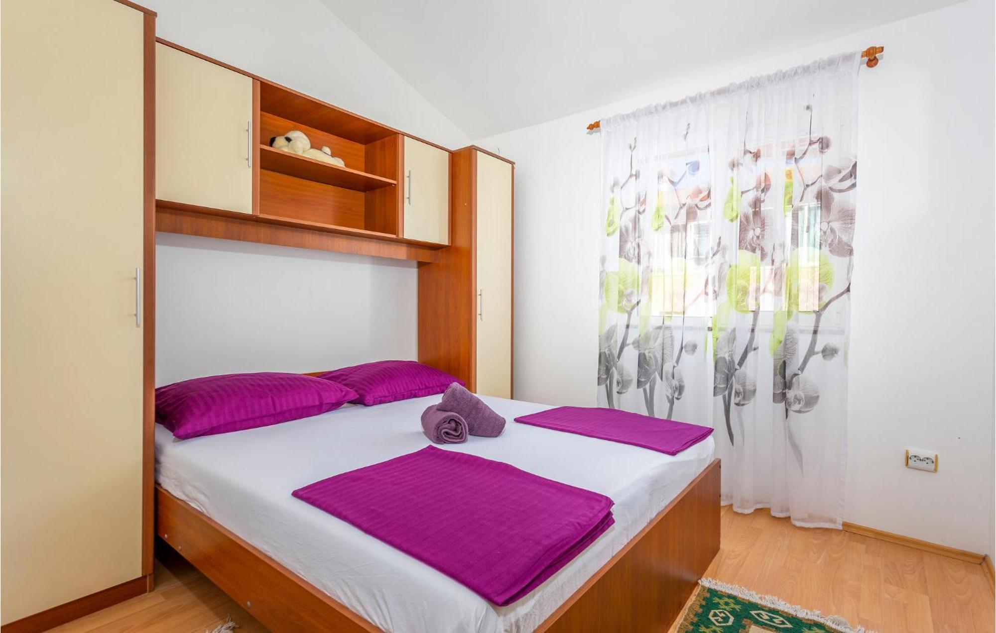 Beautiful Apartment In Krk With Kitchen Krk Town Exterior foto