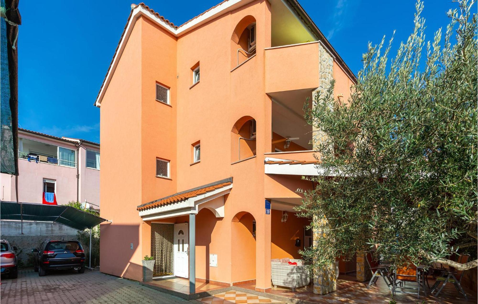 Beautiful Apartment In Krk With Kitchen Krk Town Exterior foto